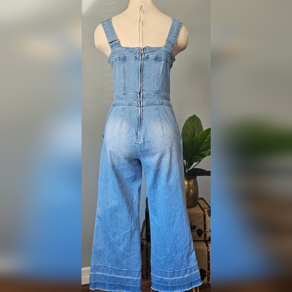 DOLLHOUSE Cropped Wide-Leg, light wash, raw-edge hems Denim Overalls! - Picture 4 of 14